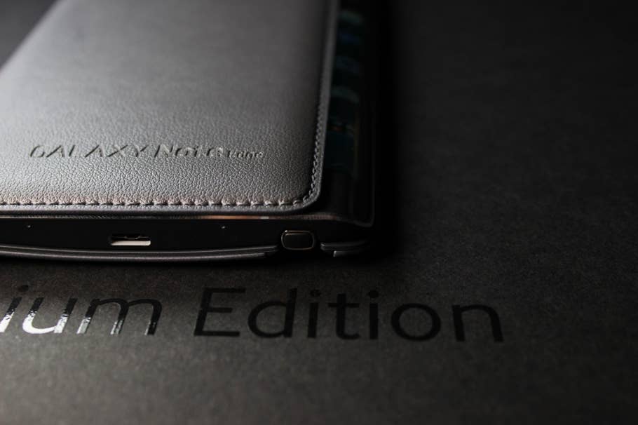 Samsung Galaxy Note Edge Hands-On-Bilder