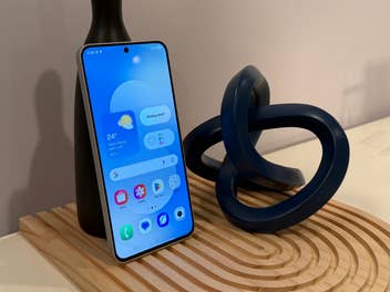 Samsung Galaxy S25 FE Display