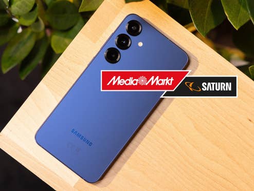 Samsung Galaxy S25 mit MediaMarkt-Logo