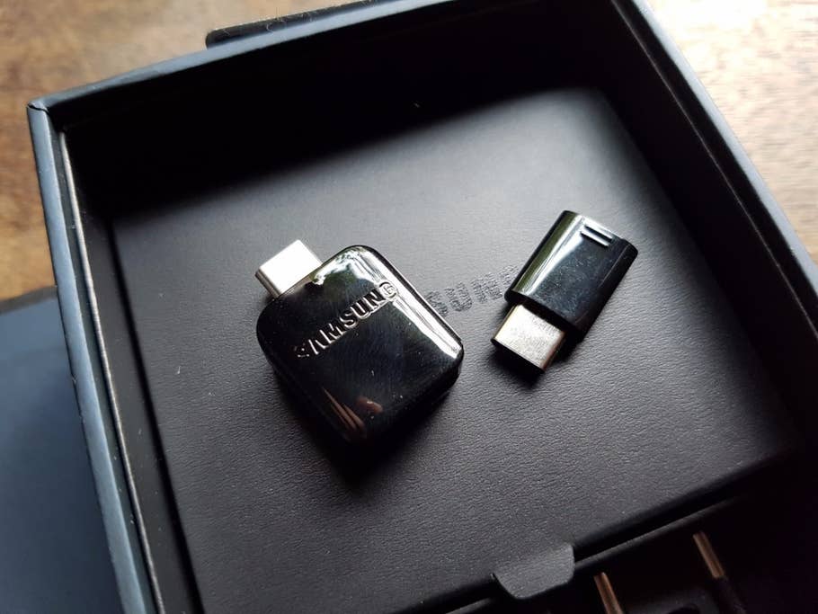 Samsung Galaxy S8+ Unboxing