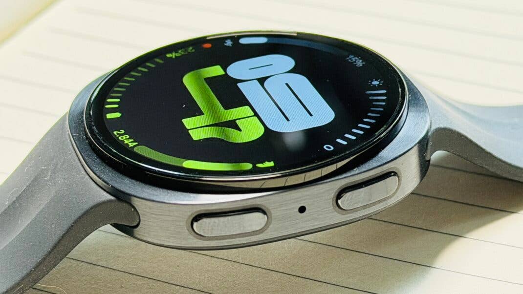 Seitenansicht der Samsung Galaxy Watch 9.