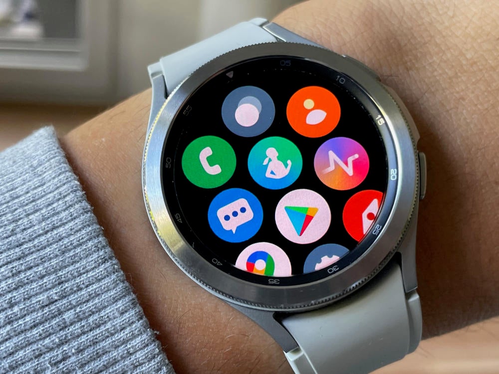 App-Übersicht auf der Samsung Galaxy Watch4 Classic