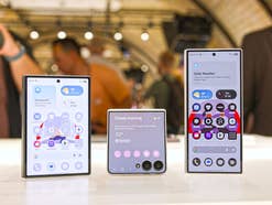 Samsung Galaxy Z Fold 8 Ultra, Z Fold 8 und Z Flip 8 nebeneinander