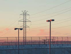 schluss-mit-dunkelflauten-und-teurem-strom-loesung-bekannt -umsetzung-fehlt Schluss mit Dunkelflauten und teurem Strom - Lösung bekannt, Umsetzung fehlt