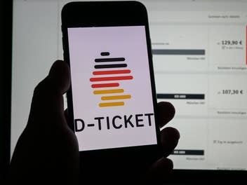 Deutschlandticket auf Smartphone-App