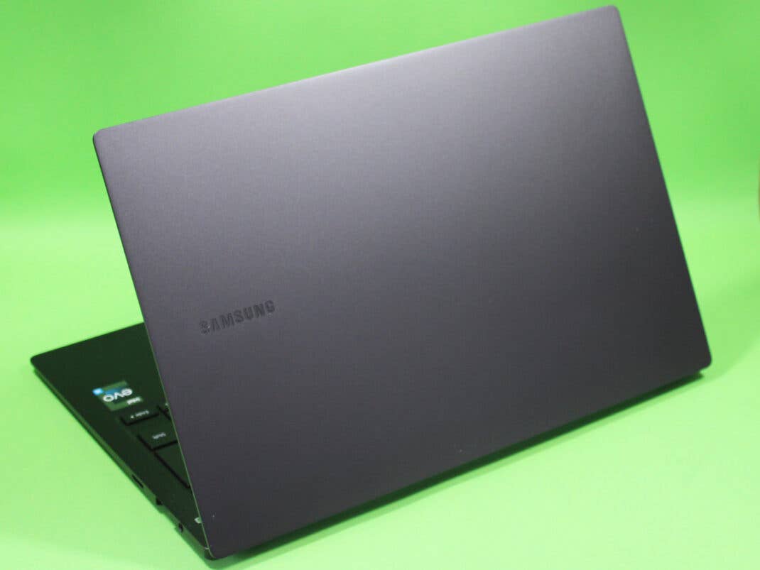 Samsung Galaxy Book2 Pro