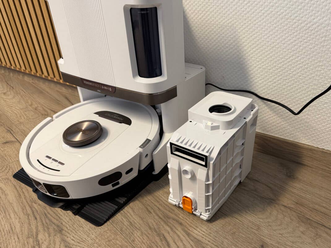 Shark PowerDetect 2in1 Staubbehälter