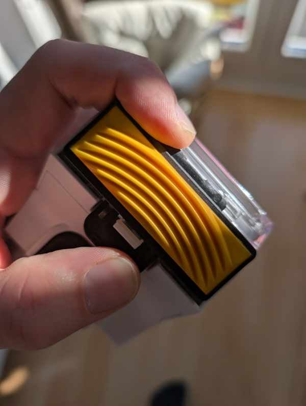 Shark StainForce mit Lamellen-Bürste