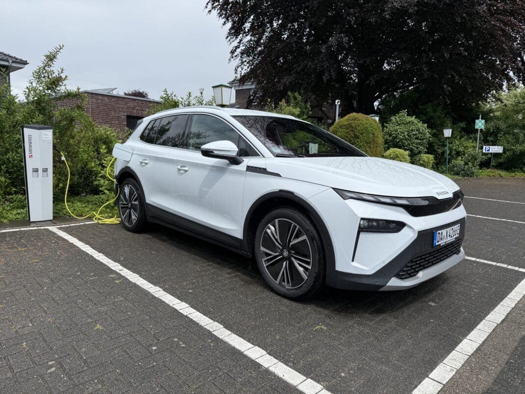 Skoda-Elroq-im-Test-Ein-Kompakt-SUV-liefert-ab-das-fast-perfekte-E-Auto
