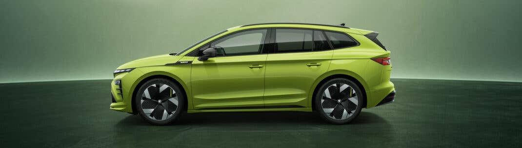Skoda Enyaq RS (2025) in der Seitenansicht.