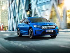 Skoda Enyaq Sportline iV Skoda Enyaq Sportline iV auf der Straße