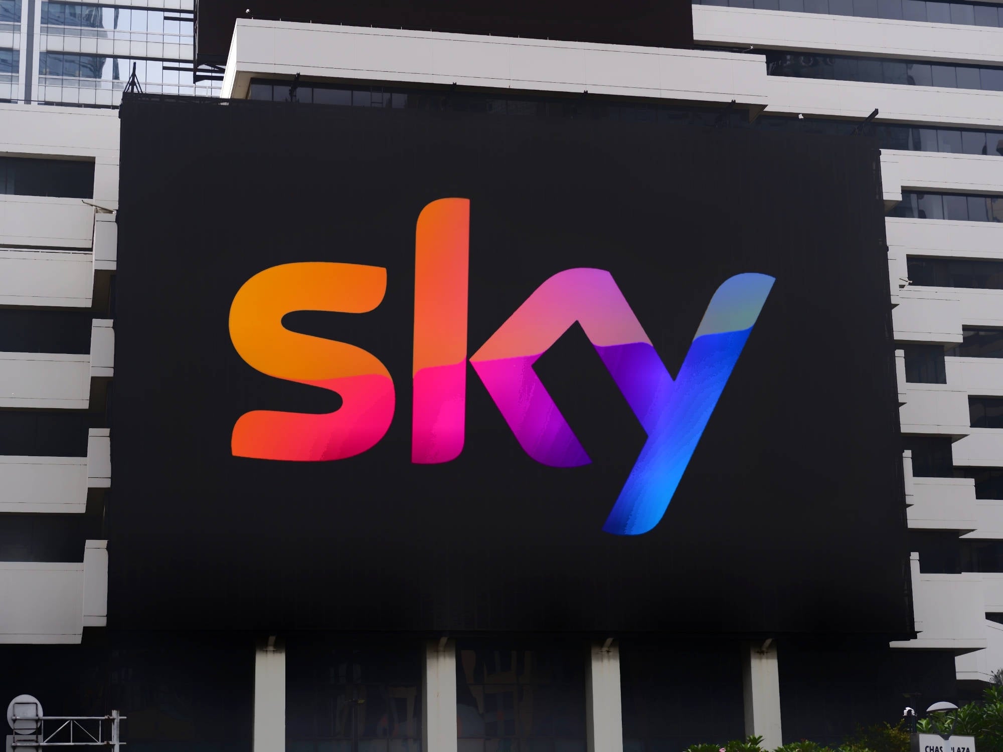 #Sky kündigt Abschaltung zahlreicher Sender an