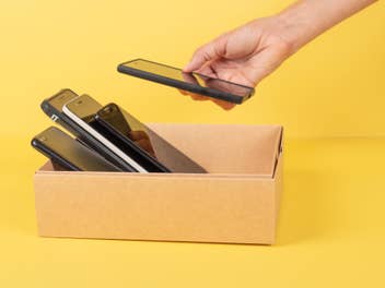Alle 5 Jahre? EU zwingt dich zum Smartphone-Neukauf
