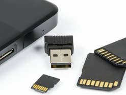 Smartphone, Handy, Speicher, voll, Lösung, extern, Sd-Karte, USB, Stick, Cloud, Festplatte Smartphone, Handy, Speicher, voll, Lösung, extern, Sd-Karte, USB, Stick, Cloud, Festplatte