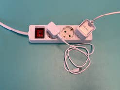 Handy-Netzteil immer am Strom: Was kostet das eigentlich? Handy-Netzteil immer am Strom: Was kostet das eigentlich?