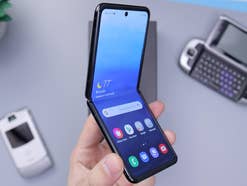 Samsung Galaxy Z Fold3 Samsung Galaxy Z Fold3