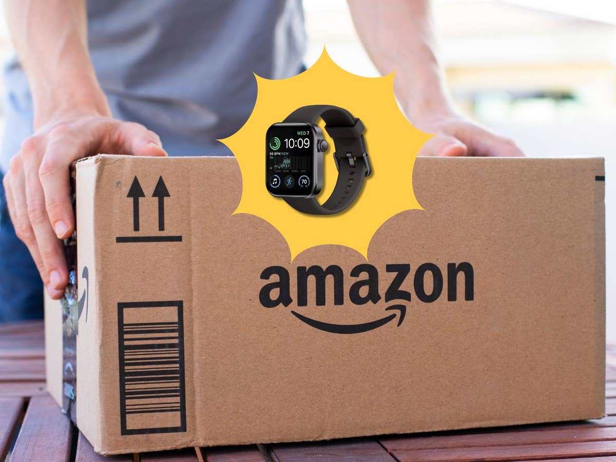 Diese Smartwatch mit großem HD-Display und Bluetooth-Telefonie kostet jetzt nur 39,99 € Ein Amazon Paket liegt auf einem Tisch.