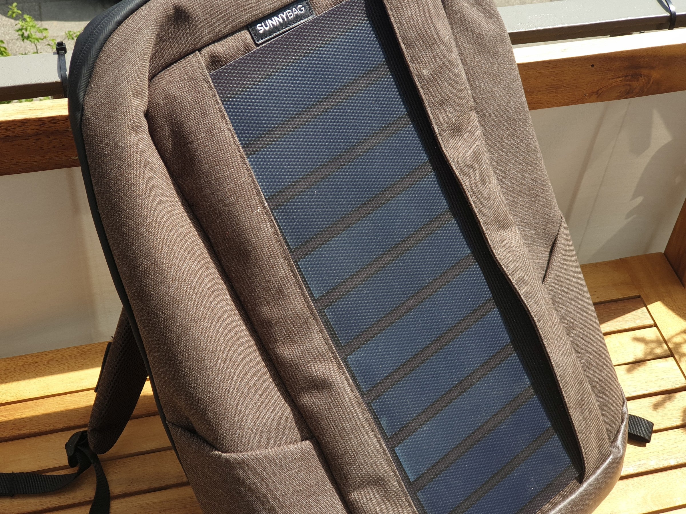 Solar-Zellen auf dem Sunnybag-Rucksack