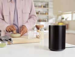 Sonos Era 100 in der Küche Sonos Era 100 in der Küche