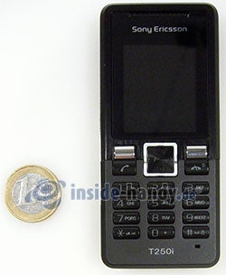 Sony Ericsson T250i: Größenverhältnis