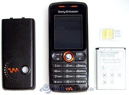 Sony Ericsson W200i: zerlegt in Bestandteile