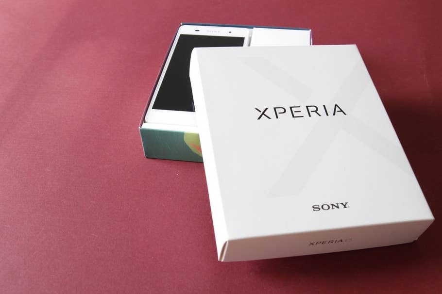 Sony Xperia E5