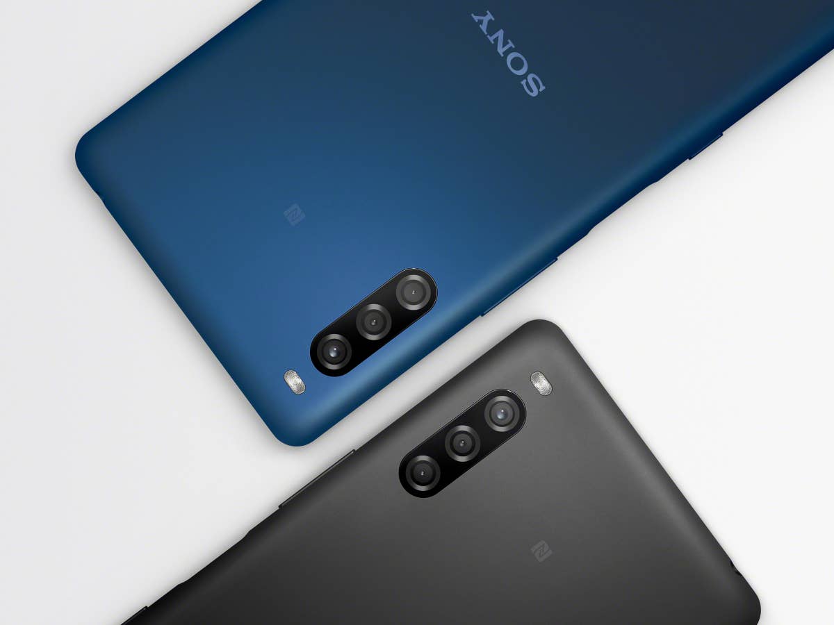 Sony Xperia L4 in Schwarz und Blau