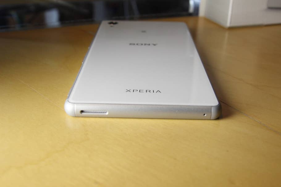 Sony Xperia M4 Aqua Hands-On