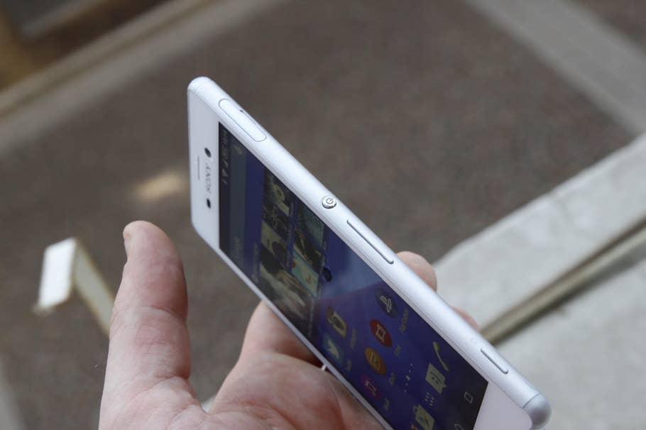 Sony Xperia M4 Aqua Hands-On