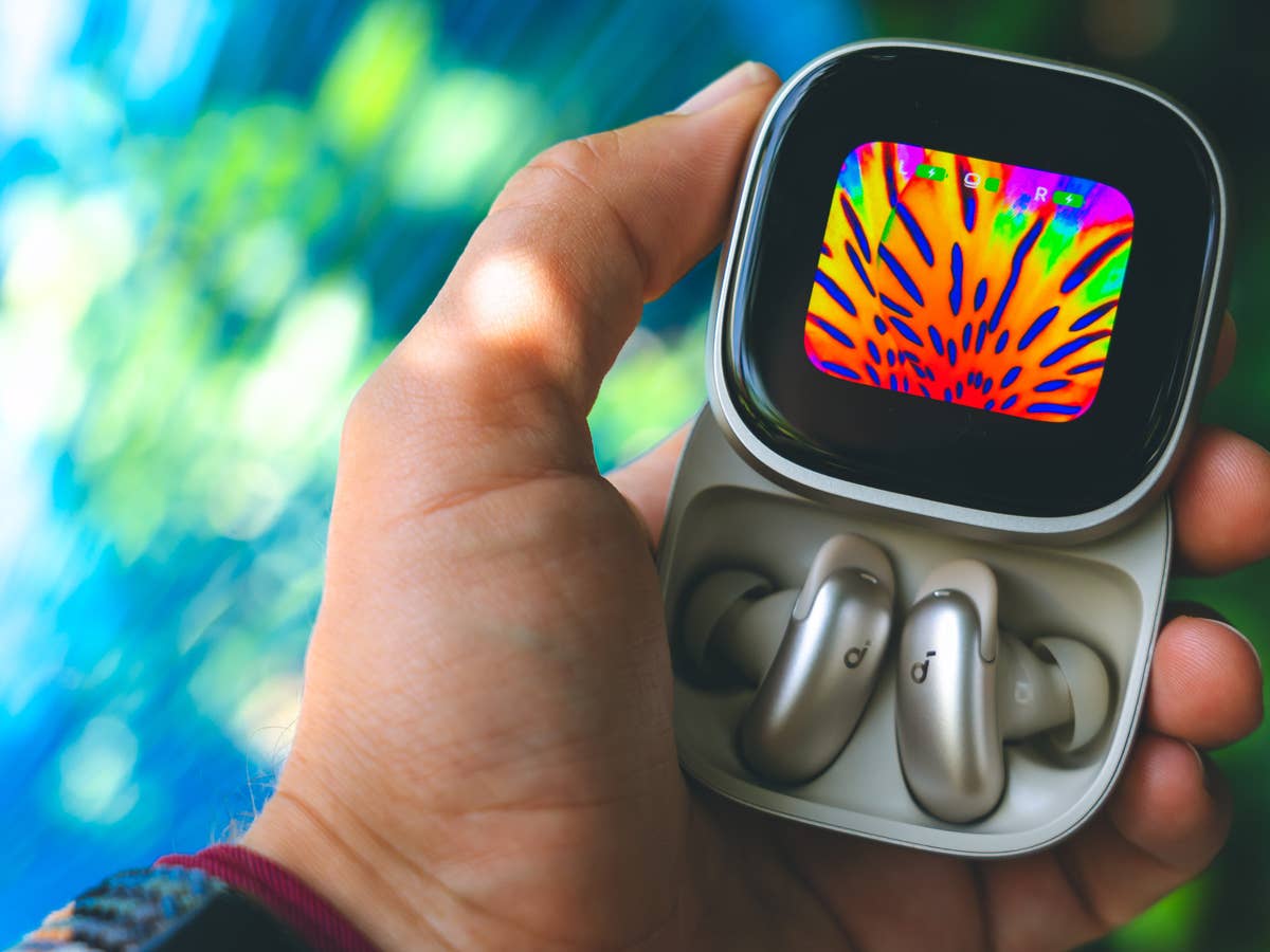Soundcore Liberty 5 Pro Max: Der Kopfhörer, der alles kann. Außer die Klappe halten. Soundcore Liberty 5 Pro Max: Der Kopfhörer, der alles kann. Außer die Klappe halten.