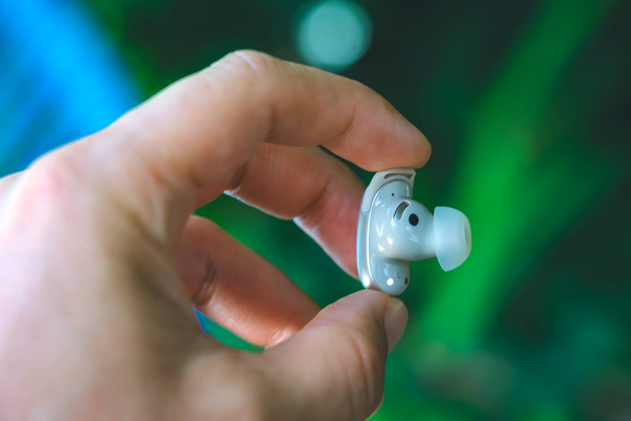 Die Soundcore Liberty 5 Pro Max sitzen perfekt im Ohr und drücken nicht