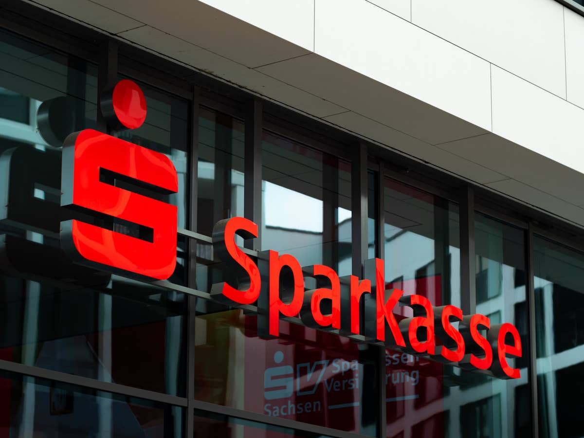Sparkassen-logo voor een vestiging in Dresden.