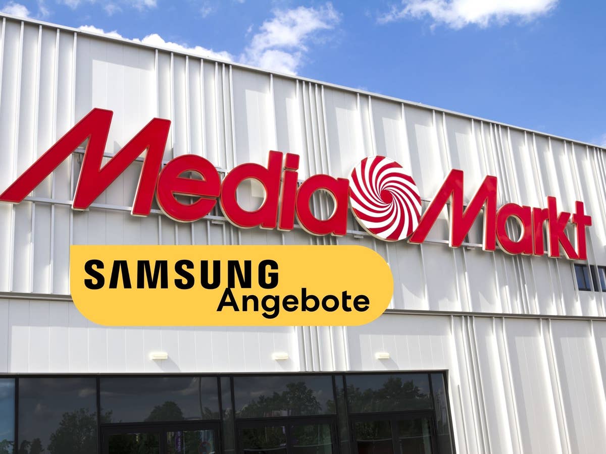 MediaMarkt-Filiale im Hintergrund, vorn das Samsung-Logo mit Verweis auf aktuelle Angebote