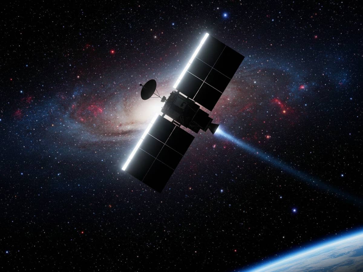 Explosion im All: Starlink-Satellit außer Kontrolle Satellit im Weltall