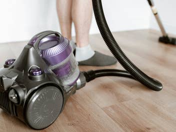 Staubsauger ruiniert: Hersteller warnen vor Schlauch-Trick