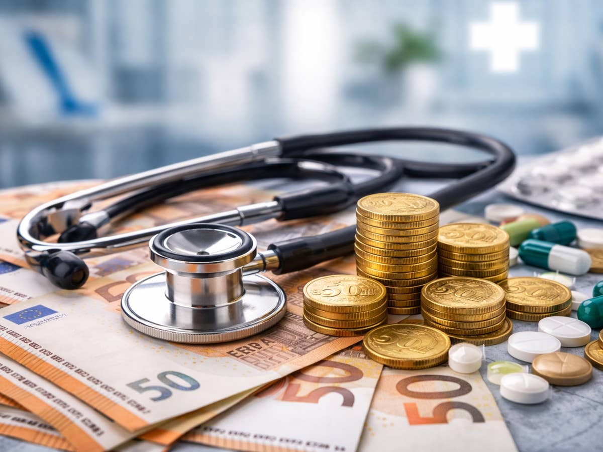 Neue Arztgebühren für Kassenpatienten Euroscheine und Münzen