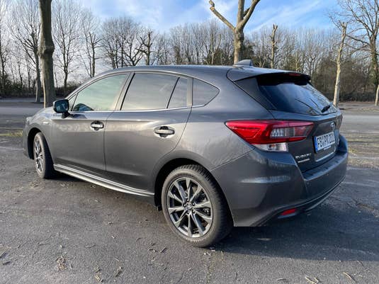 Subaru Impreza e-Boxer 2021 Test