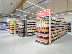 Angebote in einer tegut-Filiale.