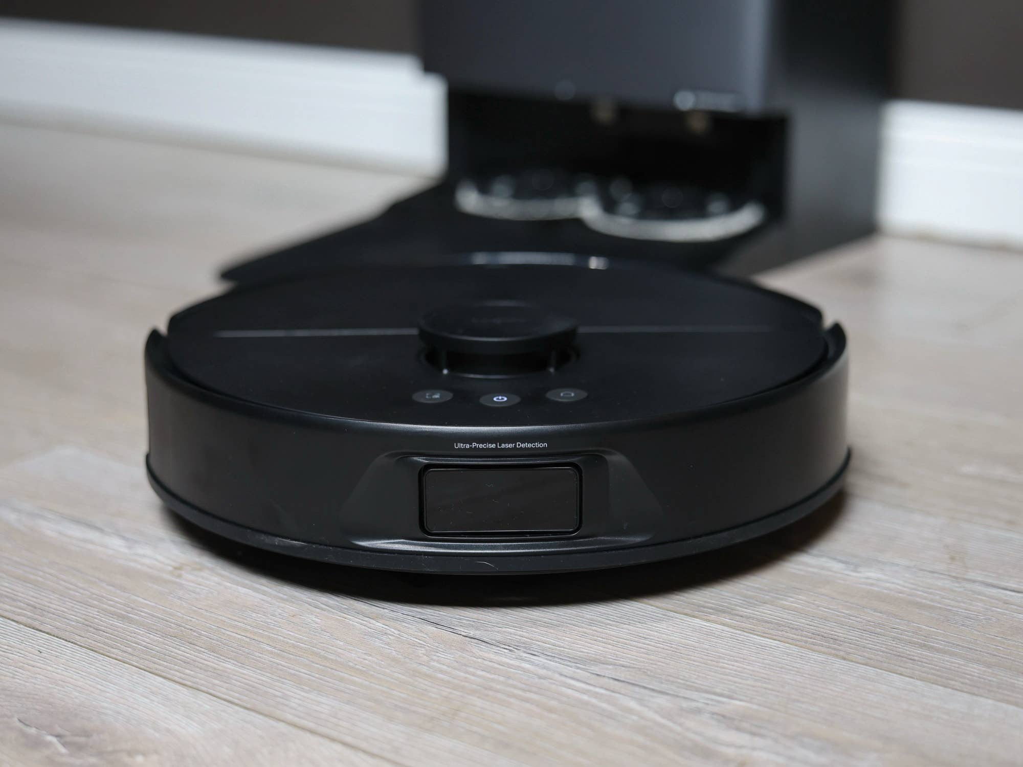 Navigationslinse des Tapo RV50 Pro Omni