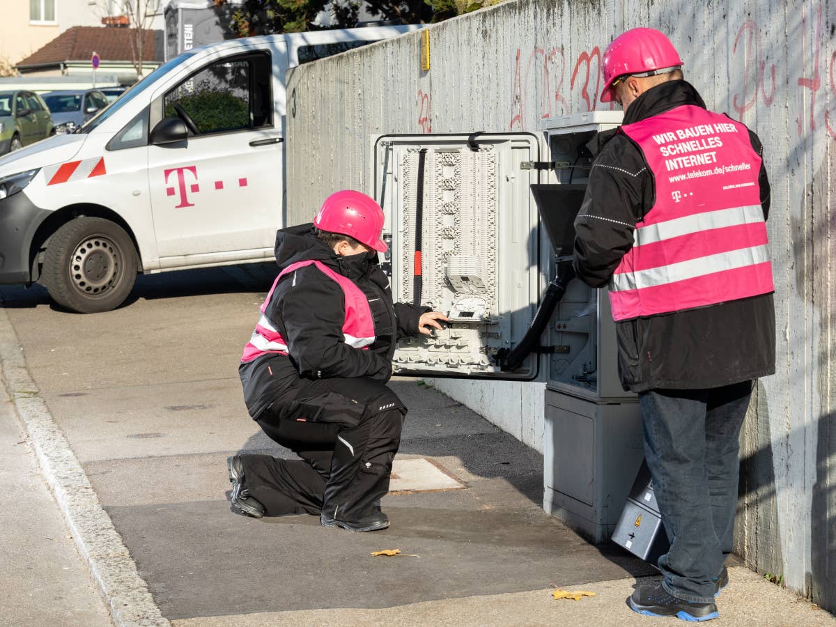 Techniker kommt nicht? So viel Geld bekommst du jetzt von Telekom, Vodafone und Co. dafür