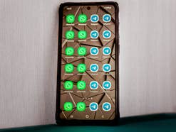 Telegram vs. WhatsApp Messenger