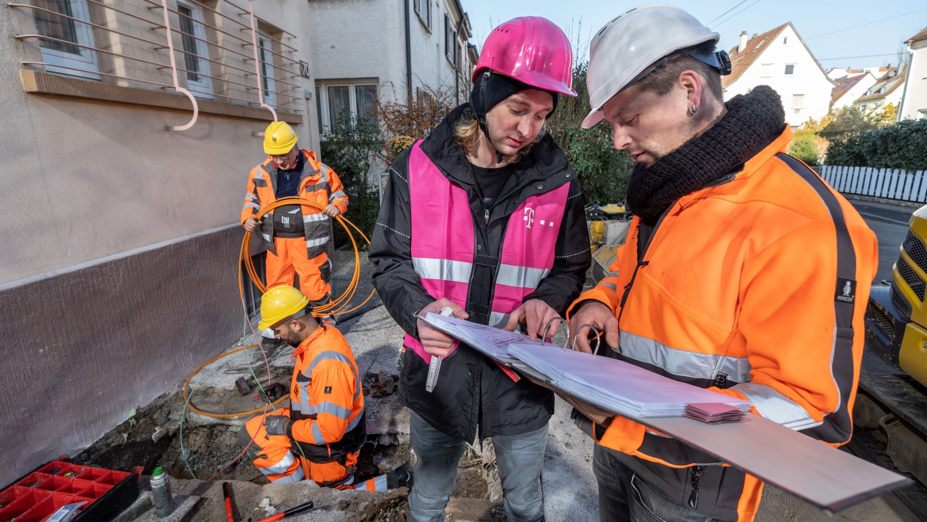 Telekom erklärt ihr Glasfaser-Problem: „Der Kunde entscheidet, nicht wir“