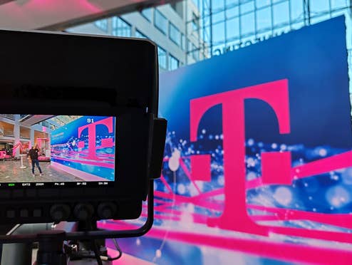 Disney+: Neue Filme und Serien Magenta TV: Pay-TV-Sender kostenlos