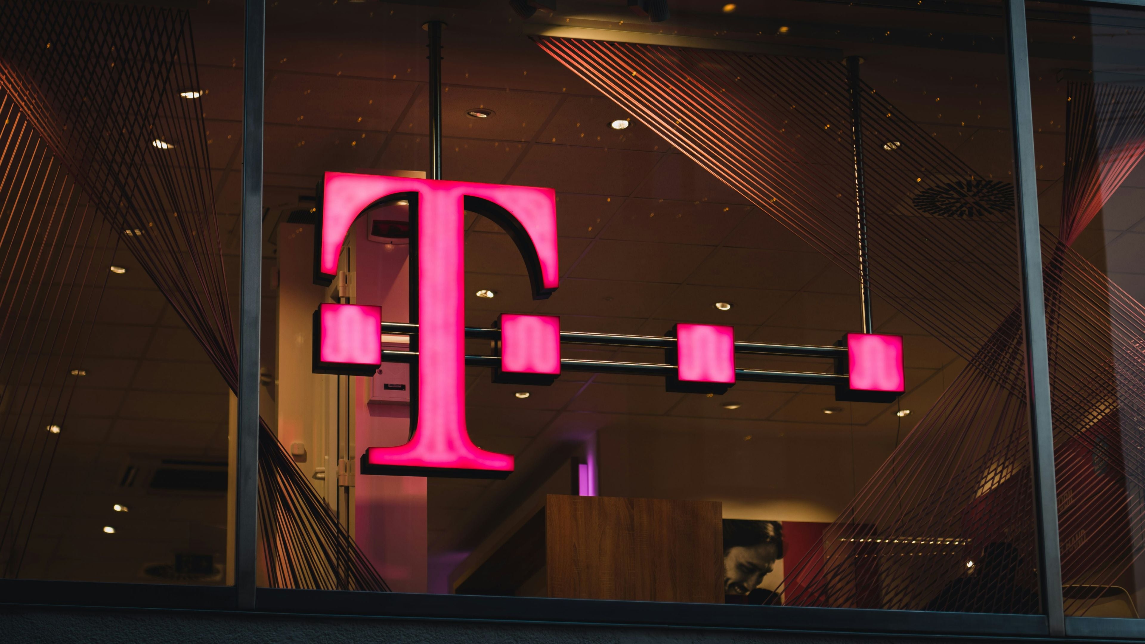 Telekom DSL (100 MBit/s) für unter 30 Euro Telekom DSL (100 MBit/s) für unter 30 Euro