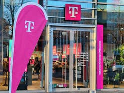 Ein Telekom-Shop an der Telekom-Zentrale