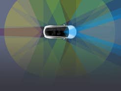 Tesla Autopilot Symbolbild
