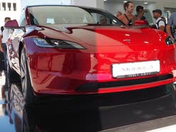 Tesla Model 3 auf der IAA 2023