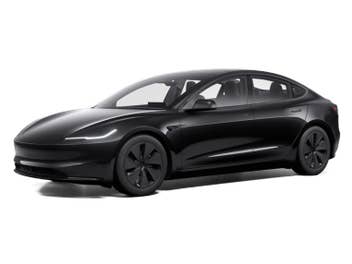 tesla-model-3-maximale-reichweite-2025-seitlich-vorn-schwarz