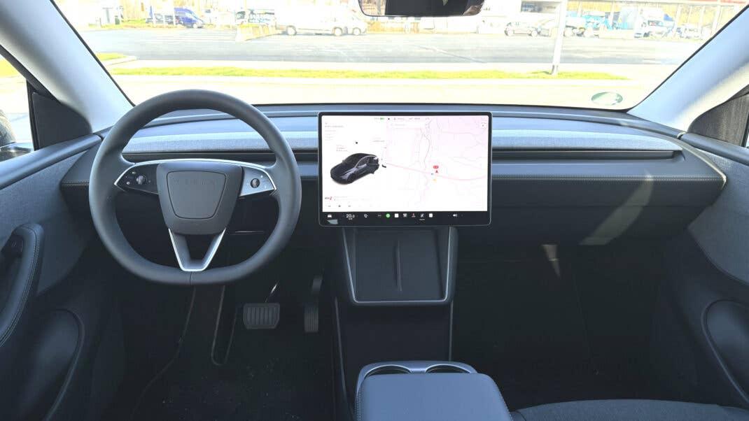 Interieur Tesla Model Y Standard (2025).