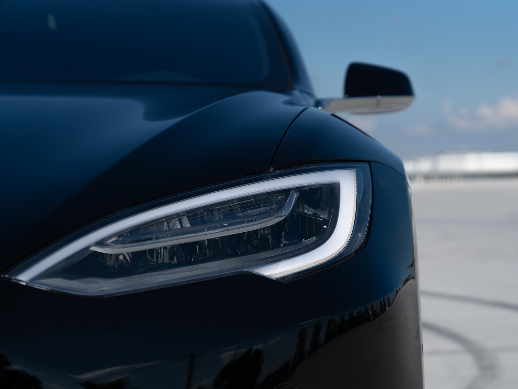 #Tesla ruft Preiskampf aus: Günstigere E-Autos kommen